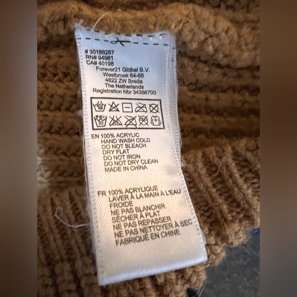 Forever 21 Chunky Sweater S - Picture 3 of 5